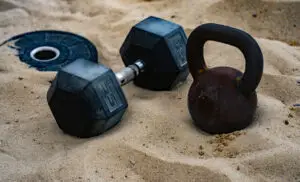 Kettlebells vs Dumbbells: Which is Right For You?